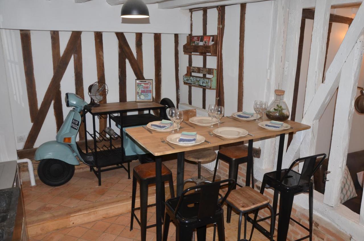 La Petite Beauvaisienne Apartment Luaran gambar
